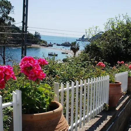 Isola Bella - Holidays Apartment *